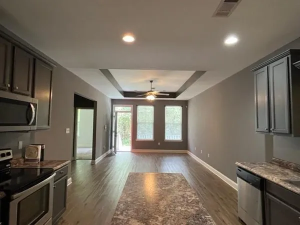 $1,800 | 35621 Oakridge Avenue, Slidell, LA 70460