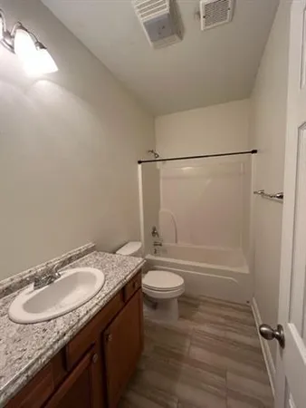 $1,800 | 35621 Oakridge Avenue, Slidell, LA 70460