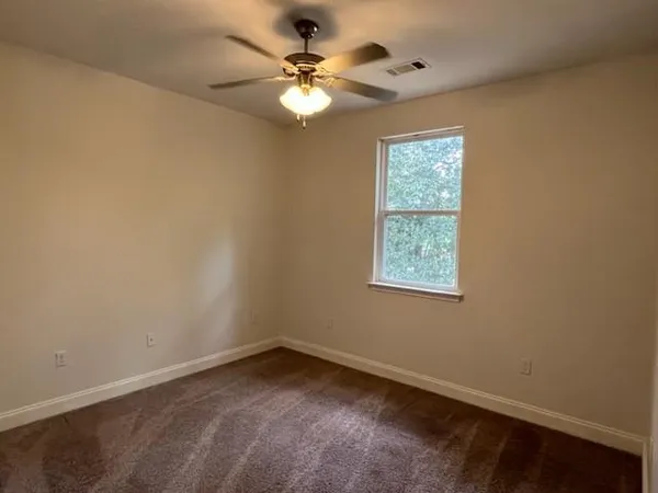 $1,800 | 35621 Oakridge Avenue, Slidell, LA 70460