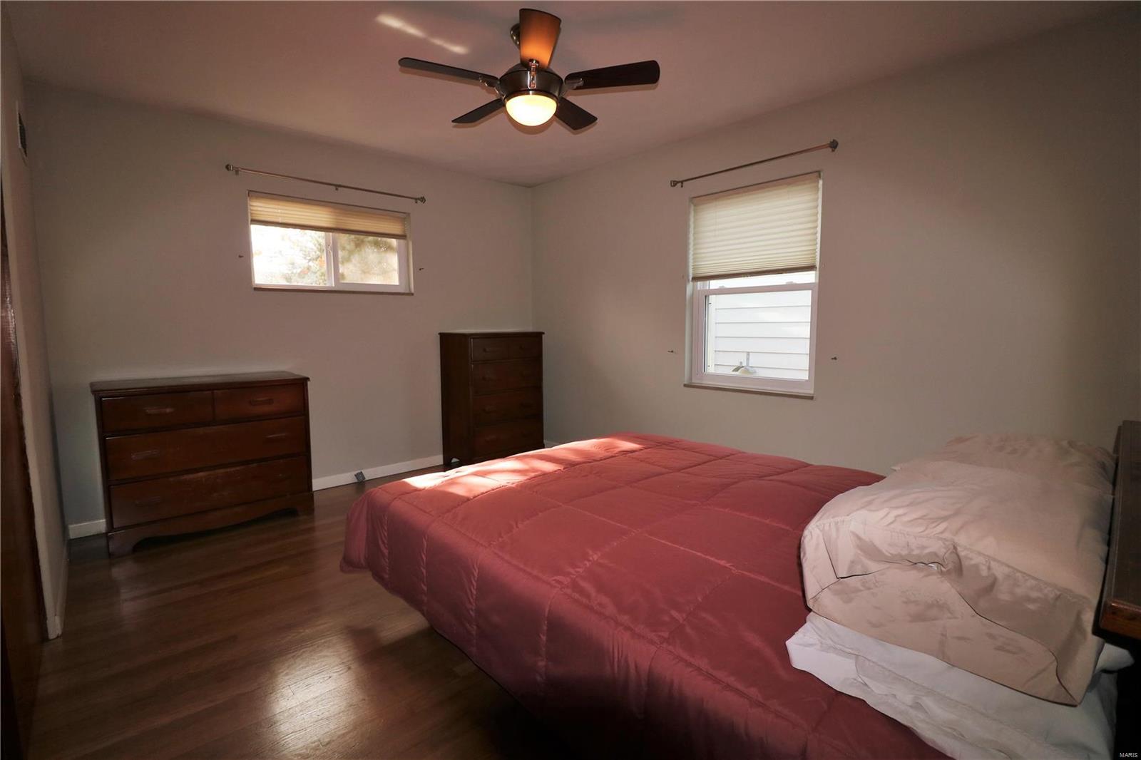 7215 Weber Road St. Louis, MO 63123 - Photo 5 of 9 Gallery Image 5