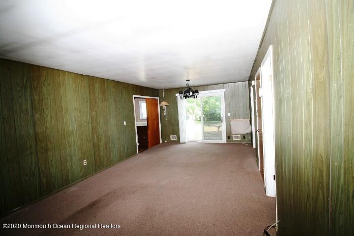 157 Stephan Road Brick, NJ 08724 - Photo 17 of 23 351-478382 Family Room To Dining Room