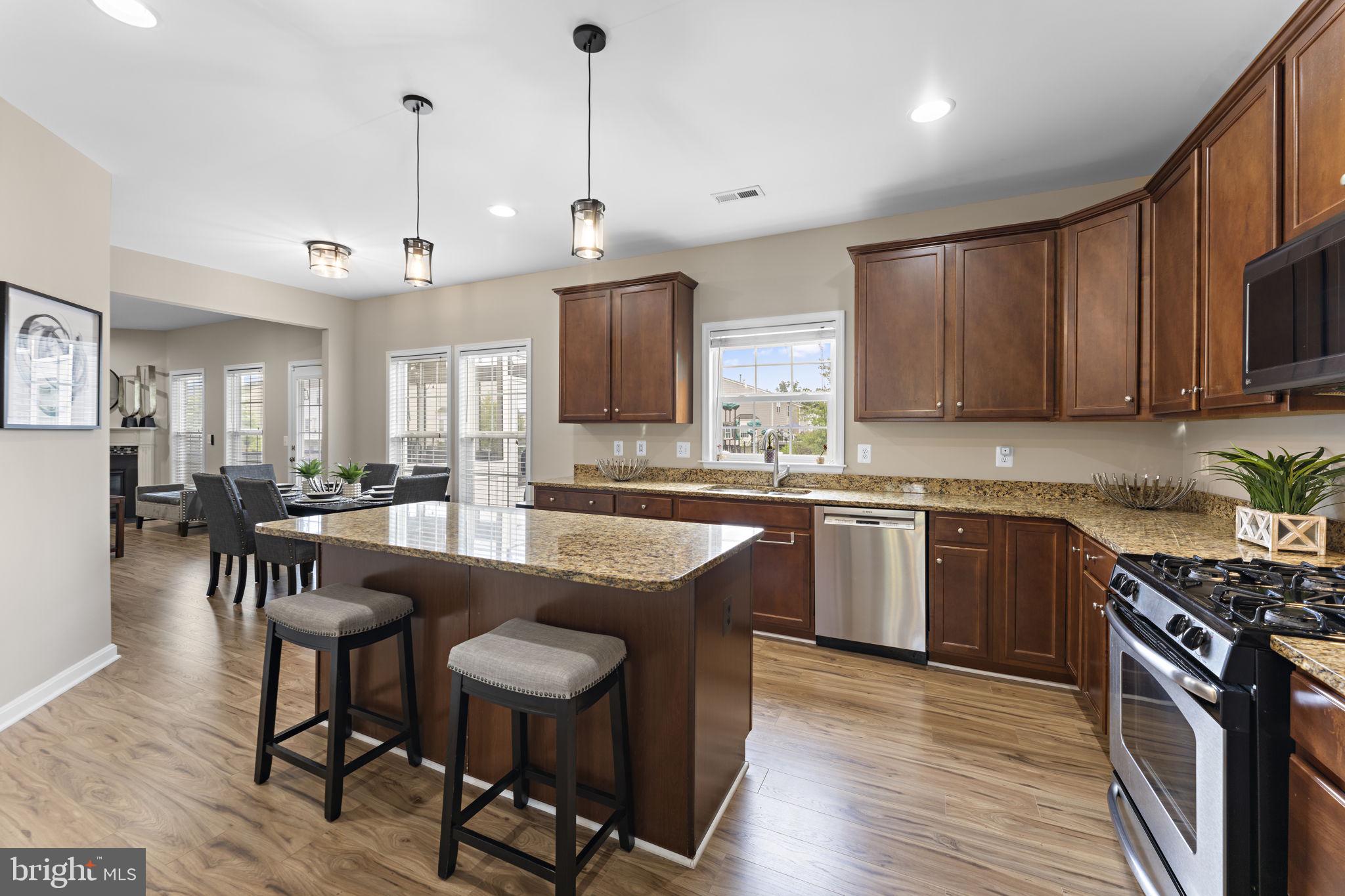42441 Nickens Place Ashburn, VA 20148 - Photo 12 of 61 Kitchen w/Stainless Appliances