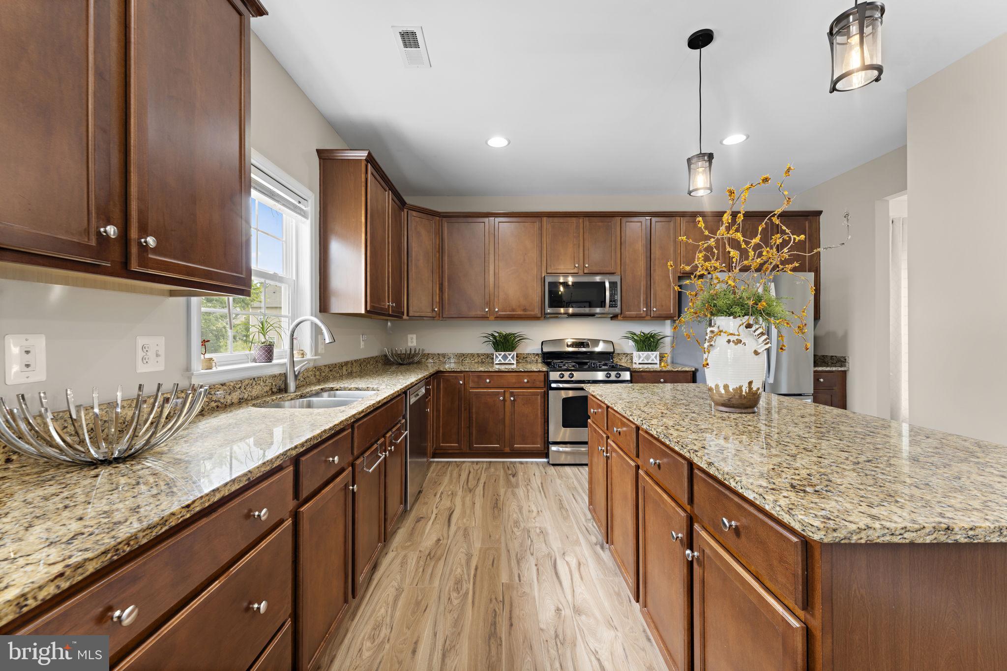 42441 Nickens Place Ashburn, VA 20148 - Photo 10 of 61 Gorgeous Kitchen