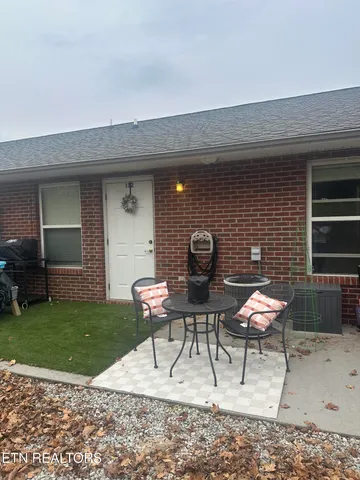 $1,495 | 132 Hackberry Way, Dandridge, TN 37725