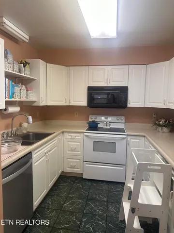 $1,495 | 132 Hackberry Way, Dandridge, TN 37725