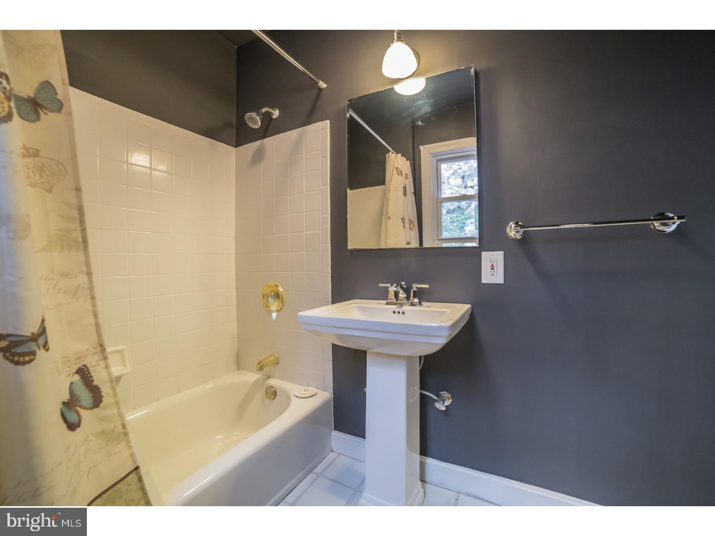 4734 River Road New Hope, PA 18938 - Photo 13 of 25 Bathroom