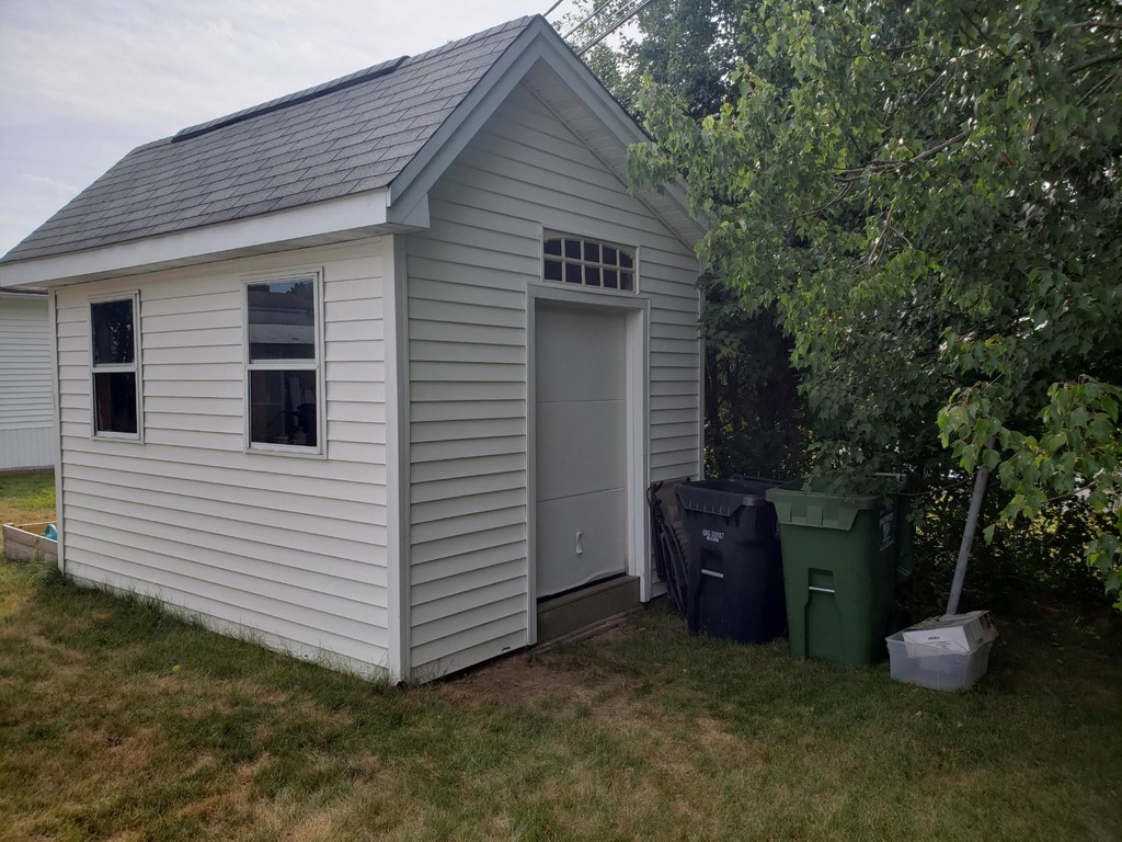 7 Lane A Coventry, RI 02816 - Photo 6 of 8 Gallery Image 6