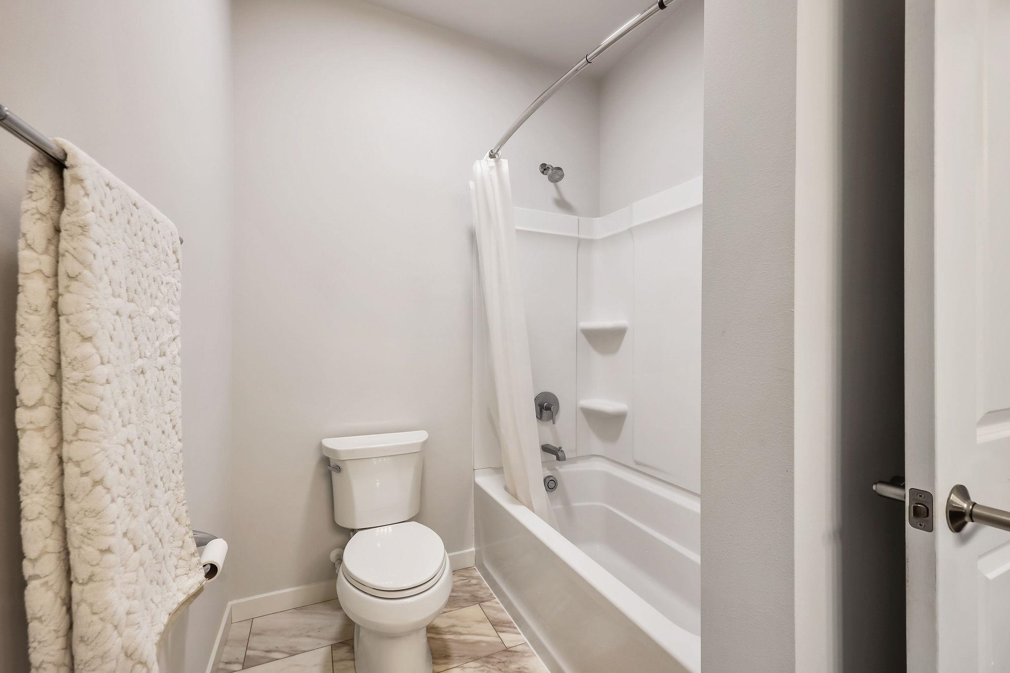 1182 O'Keeffe Avenue Sun Prairie, WI 53590 - Photo 27 of 60