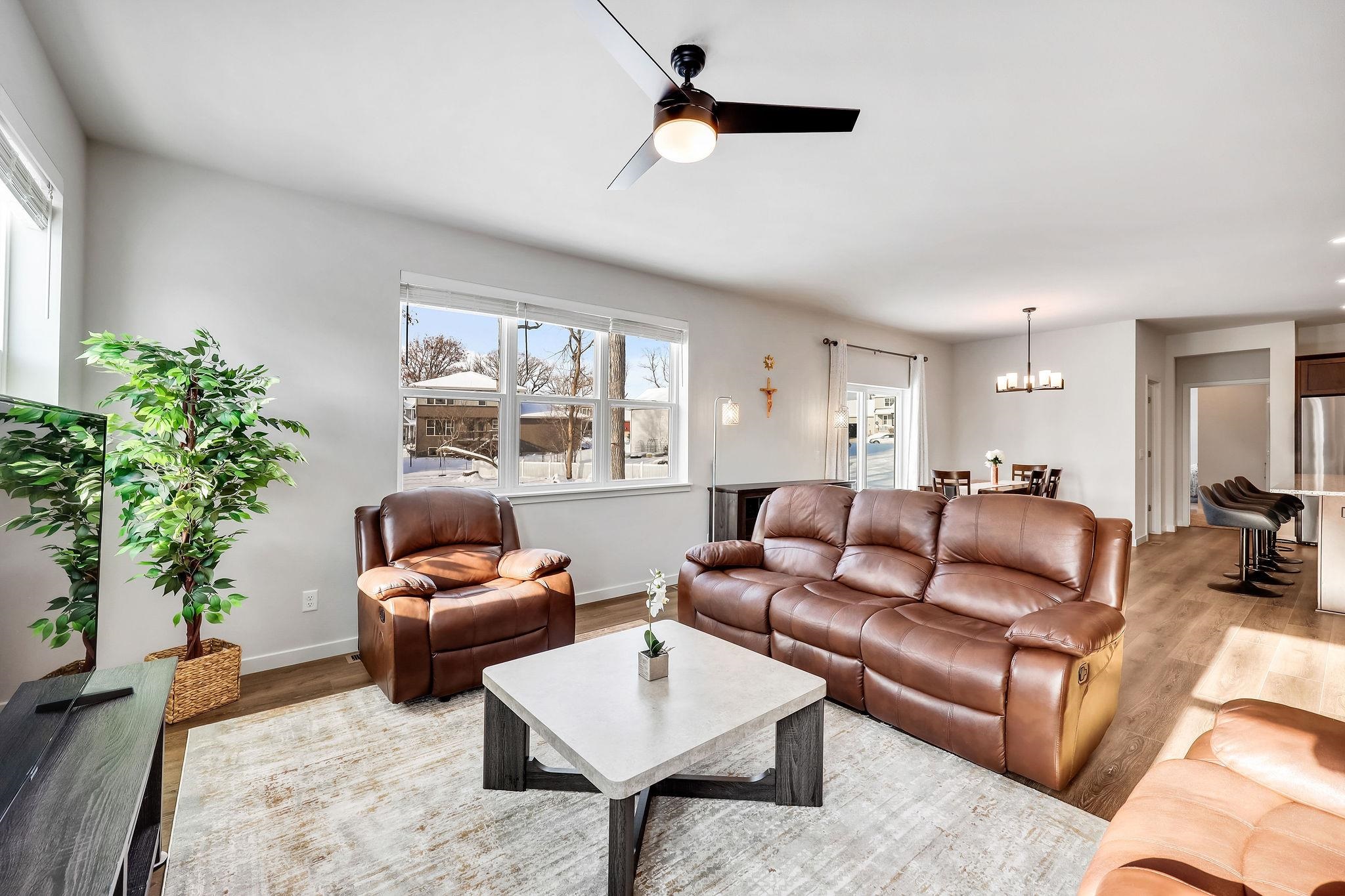 1182 O'Keeffe Avenue Sun Prairie, WI 53590 - Photo 3 of 60