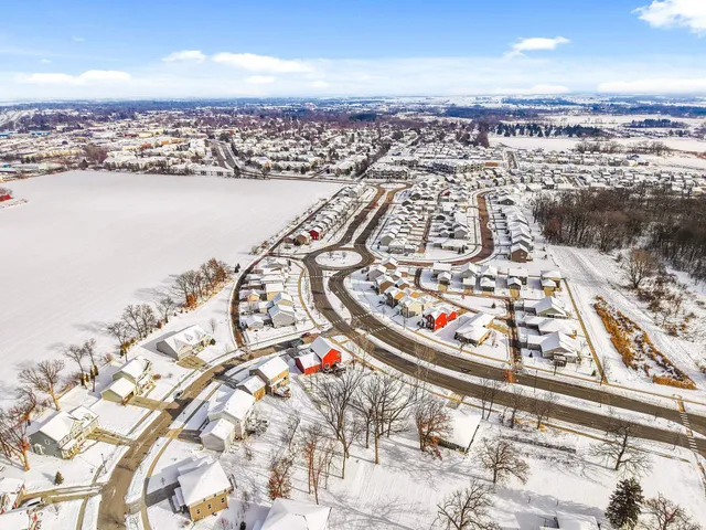 $699,900 | 1182 O'Keeffe Avenue, Sun Prairie, WI 53590