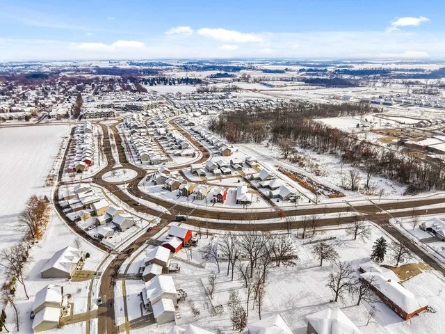 $699,900 | 1182 O'Keeffe Avenue, Sun Prairie, WI 53590