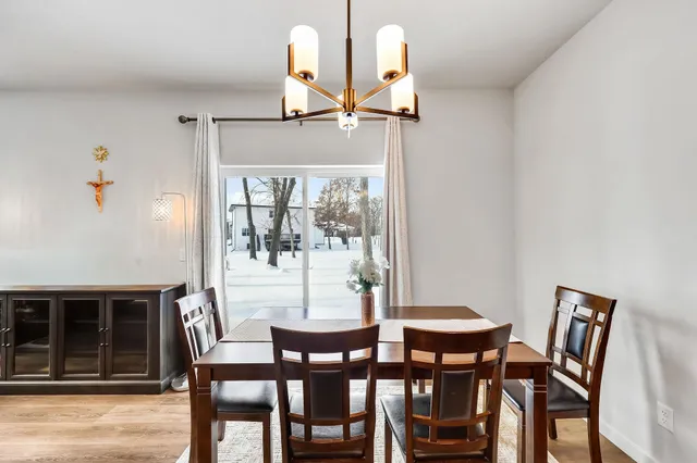 $699,900 | 1182 O'Keeffe Avenue, Sun Prairie, WI 53590