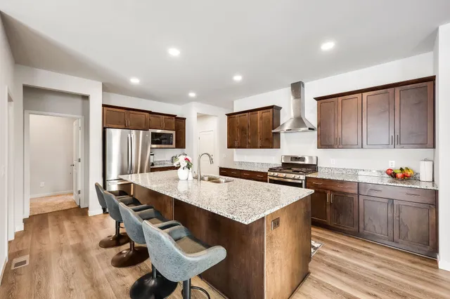 $699,900 | 1182 O'Keeffe Avenue, Sun Prairie, WI 53590