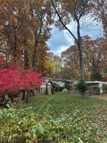 a view of a outdoor space