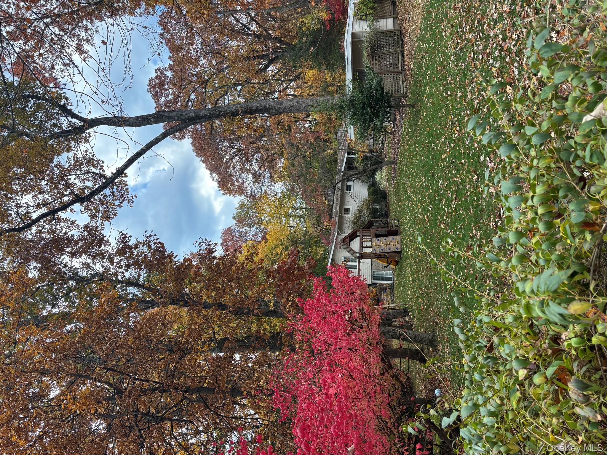 101 Hickory Hill Road Tappan, NY 10983 - Photo 39 of 40 a view of a backyard