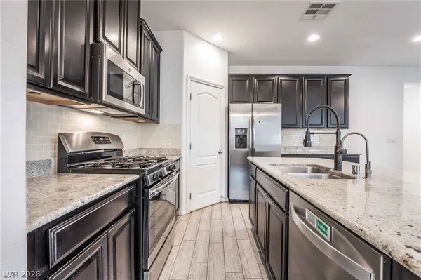 $2,200 | 10750 Yarmouth Bay Court, Las Vegas, NV 89179
