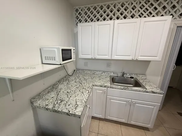 $1,300 | Miramar, Miramar, FL 33025