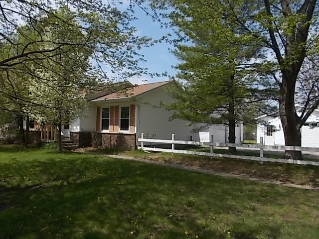 10478 Buck Road Freeland, MI 48623 - Photo 9 of 22