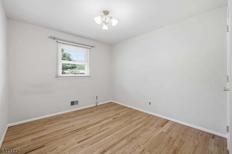14 Hayward Street Bridgewater, NJ 08805 - Photo 20 of 28