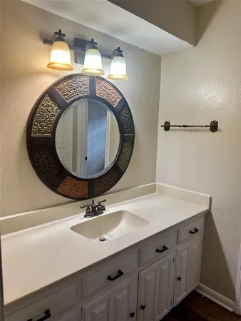 $2,500 | 103 Wroxton Drive, Conroe, TX 77304