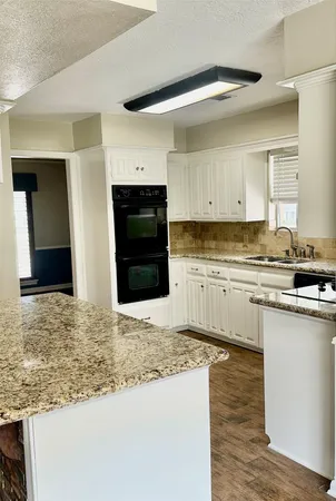 $2,400 | 103 Wroxton Drive, Conroe, TX 77304