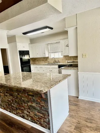 $2,500 | 103 Wroxton Drive, Conroe, TX 77304