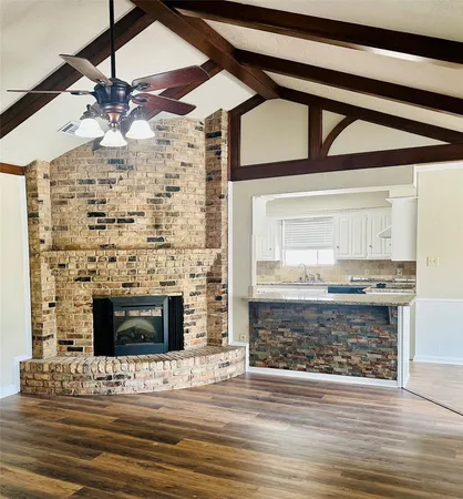 $2,400 | 103 Wroxton Drive, Conroe, TX 77304