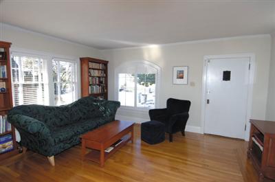 916 Monroe Street Santa Rosa, CA 95404 - Photo 2 of 8 Gallery Image 2