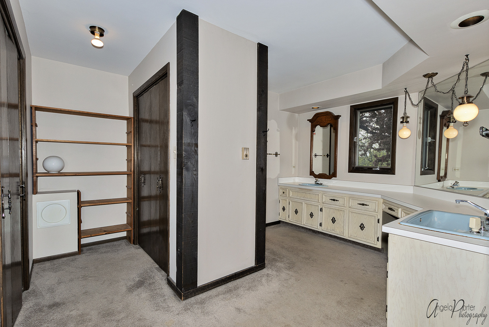 9920 Voss Road Marengo, IL 60152 - Photo 28 of 41 a view of a hallway with entryway cabinet and stairs