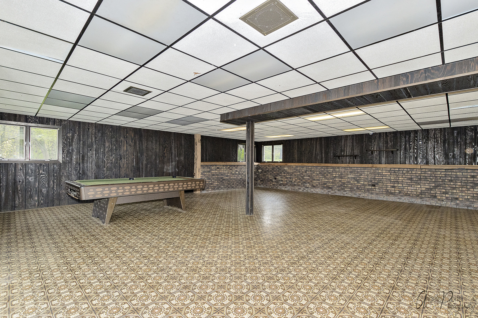 9920 Voss Road Marengo, IL 60152 - Photo 31 of 41 a swimming pool with a outdoor seating space