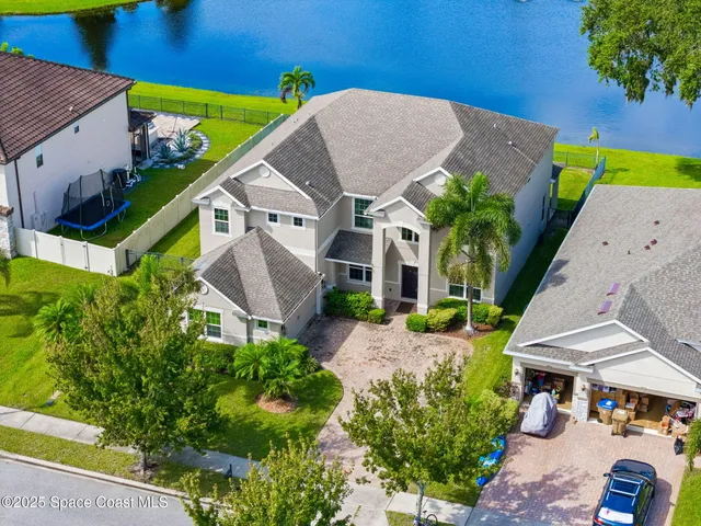 $699,990 | 1620 Lake Pkwy Drive, St. Cloud, FL 34771