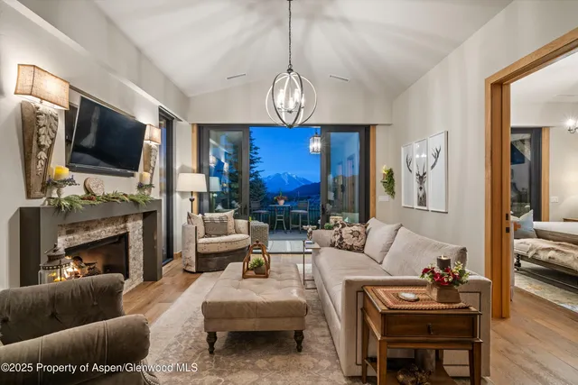 $6,495,000 | 1655 County Road 109, Glenwood Springs, CO 81601