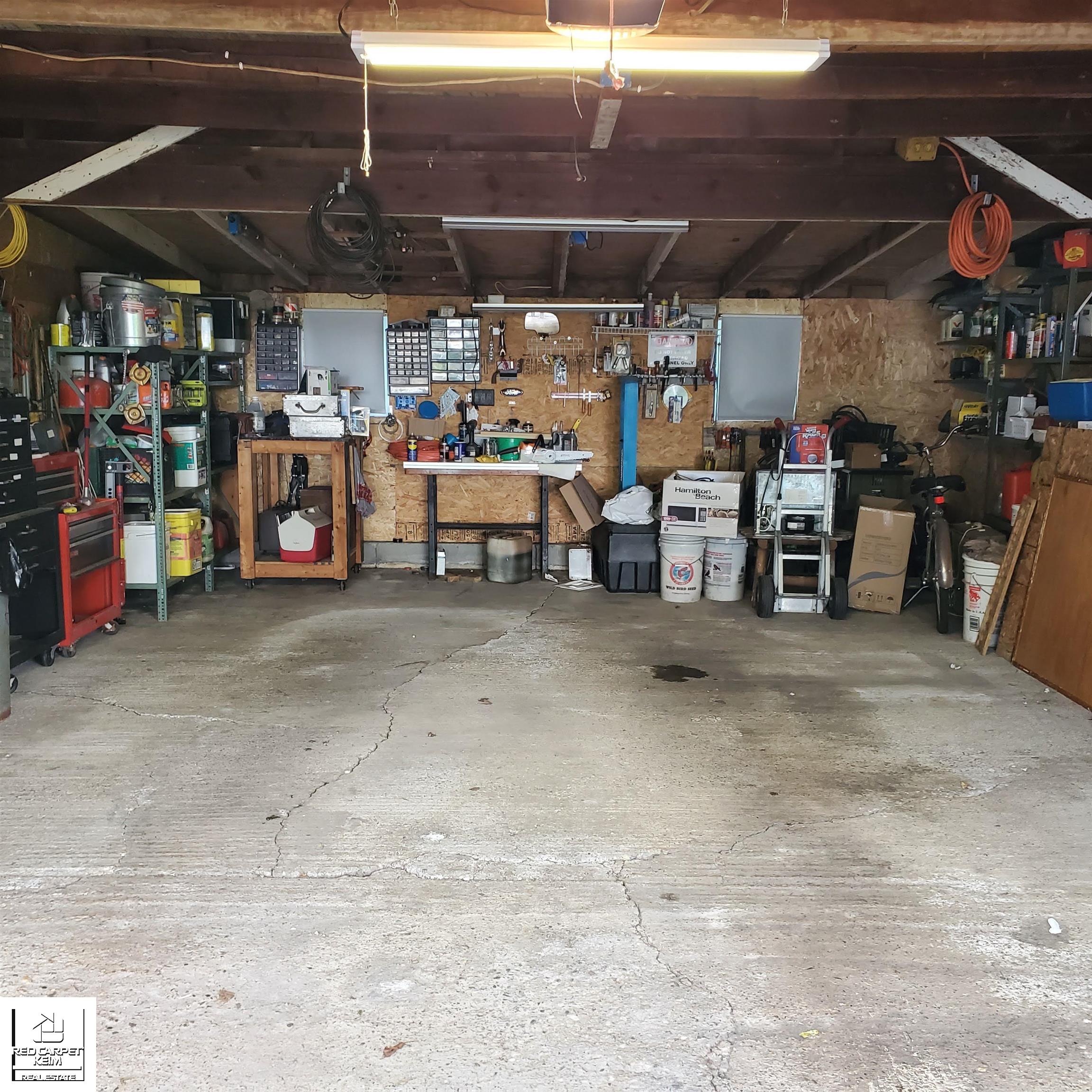 1008 Adams Road Burton, MI 48509 - Photo 28 of 38