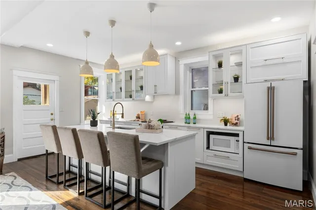 $599,000 | 3872 Humphrey Street, St. Louis, MO 63116