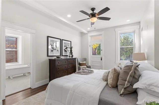 $599,000 | 3872 Humphrey Street, St. Louis, MO 63116