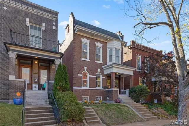 $599,000 | 3872 Humphrey Street, St. Louis, MO 63116