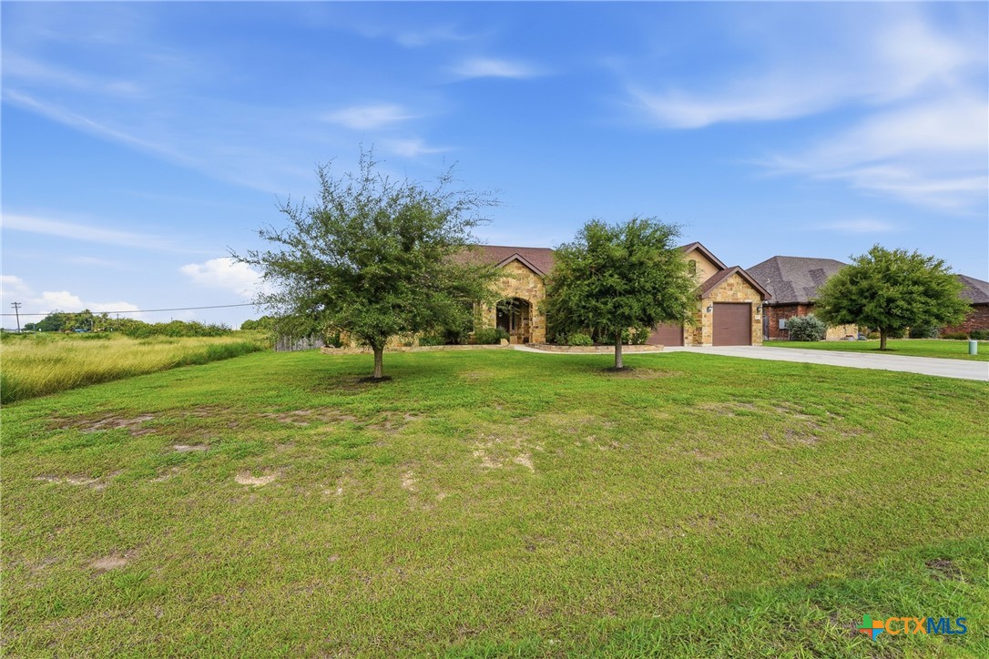 4572 Prairie Summit Seguin, TX 78155 - Photo 6 of 46