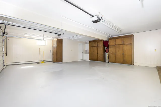 $4,100 | 428 Maple Street, Litchfield, CT 06759