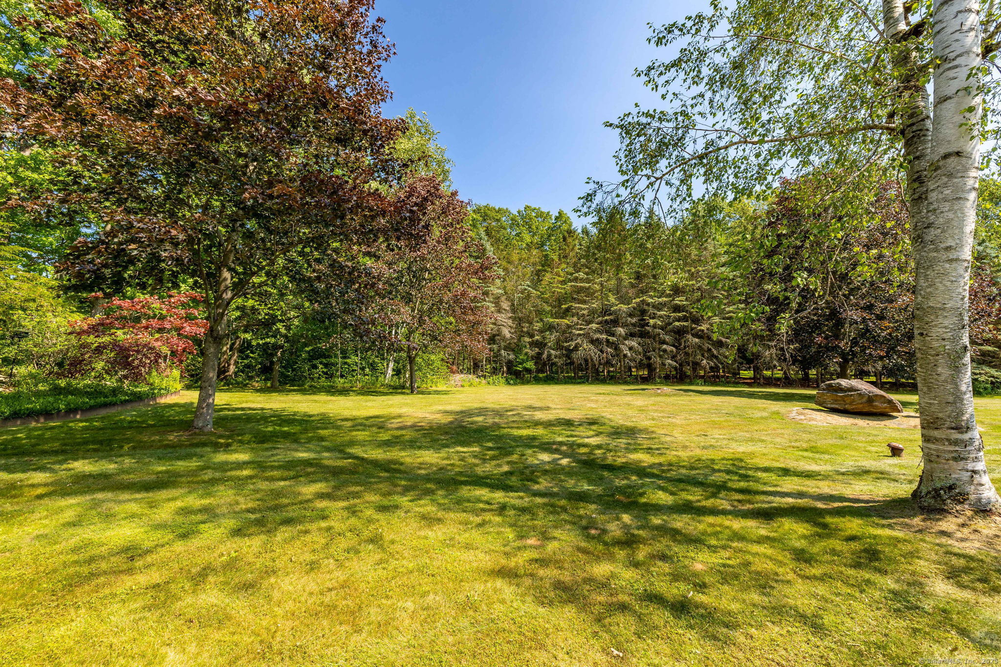 428 Maple Street Litchfield, CT 06759 - Photo 3 of 39