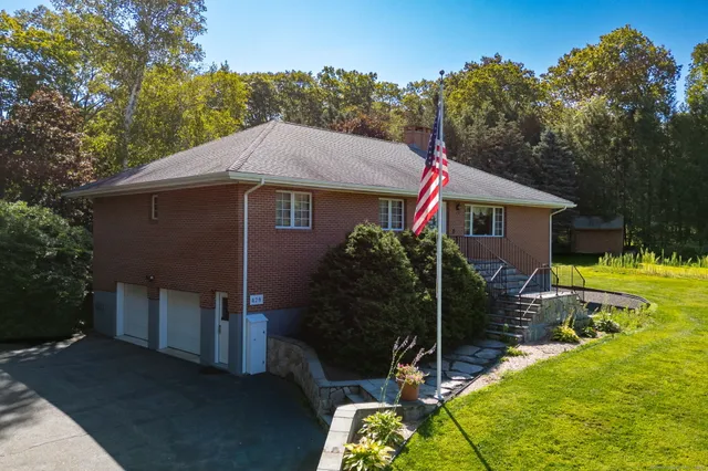 $4,100 | 428 Maple Street, Litchfield, CT 06759