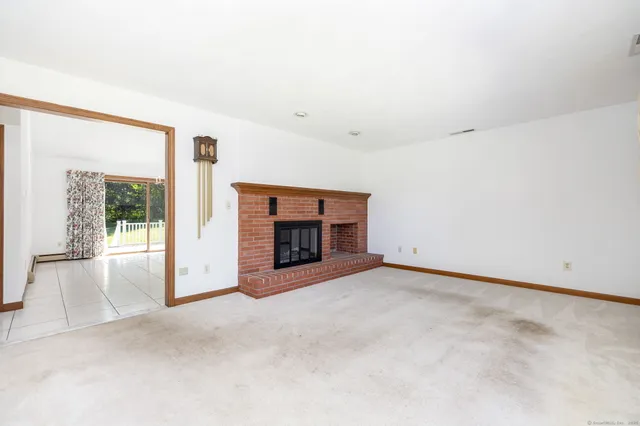 $4,100 | 428 Maple Street, Litchfield, CT 06759