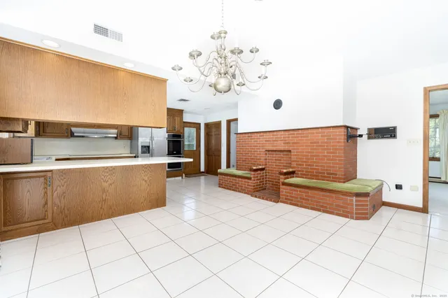 $4,100 | 428 Maple Street, Litchfield, CT 06759