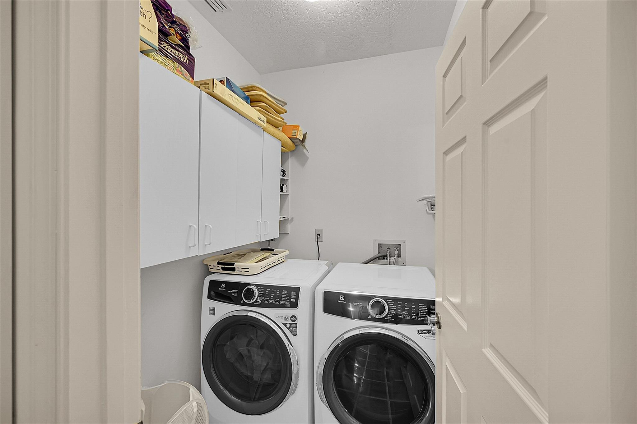 17210 Boca Club Boulevard, Unit 103 Boca Raton, FL 33487 - Photo 20 of 33 New Washer Dryer on ground floor.