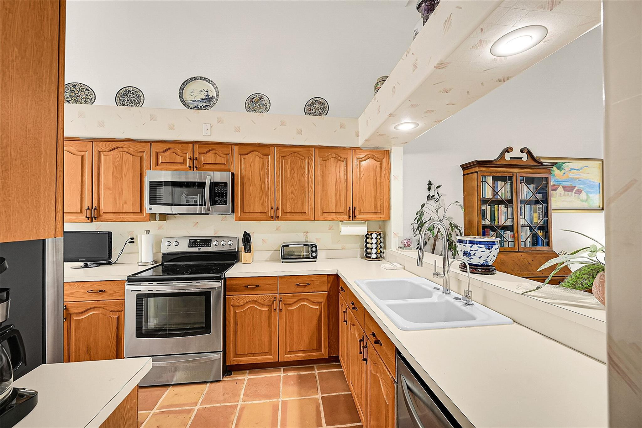 17210 Boca Club Boulevard, Unit 103 Boca Raton, FL 33487 - Photo 9 of 33 Photo 9
