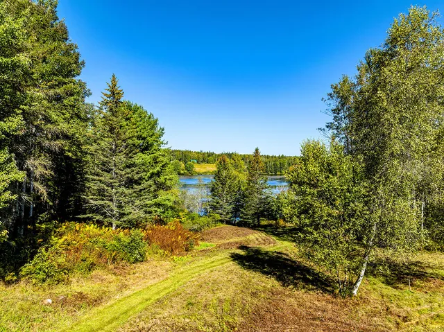 $762,000 | 56 Raccoon, Cushing, ME 04563