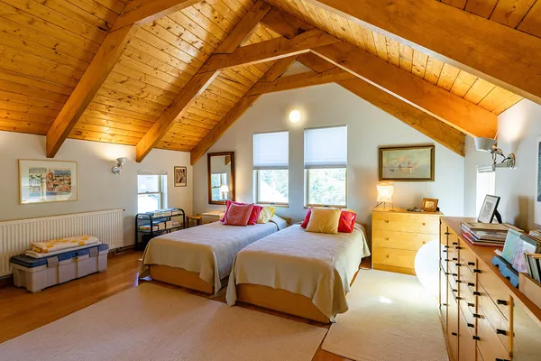 $762,000 | 56 Raccoon, Cushing, ME 04563