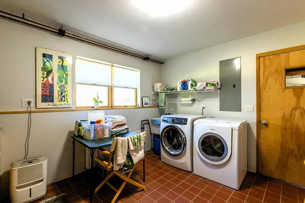 $762,000 | 56 Raccoon, Cushing, ME 04563