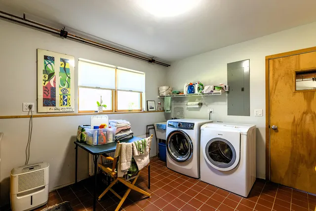 $762,000 | 56 Raccoon, Cushing, ME 04563