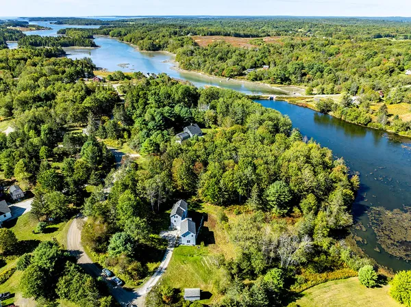 $762,000 | 56 Raccoon, Cushing, ME 04563