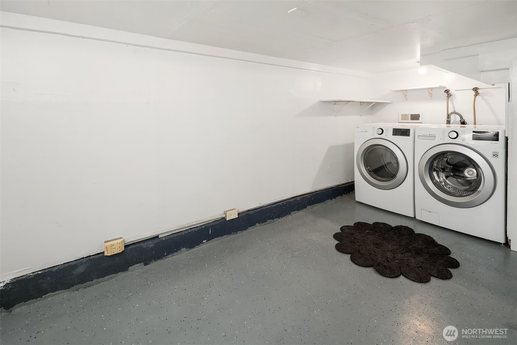 19047 87th Place Southwest Vashon, WA 98070 - Photo 19 of 23 a utility room with dryer and washer